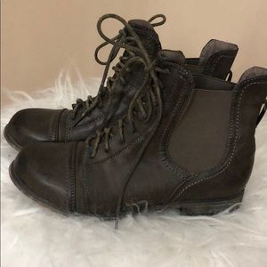 Women’s Boots